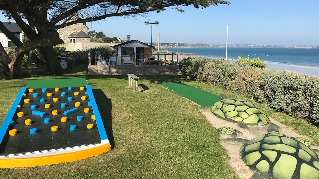 MINIGOLF DE LANCIEUX SNACK Le Petit Creux De Saint Sieu ristorante a Lancieux