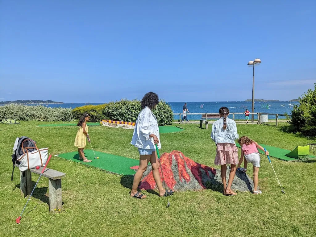 MINIGOLF DE LANCIEUX SNACK Le Petit Creux De Saint Sieu_Lancieux_slider_image_3