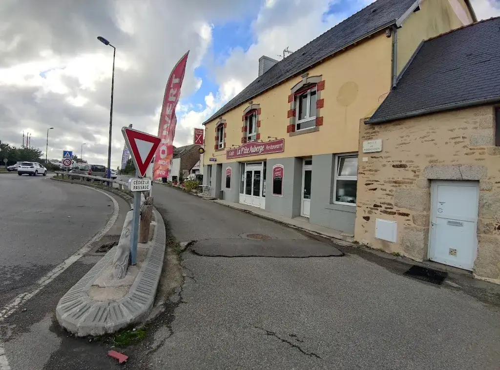 La P'tite Auberge. Cafe restaurant_Saint-Évarzec_slider_image_3