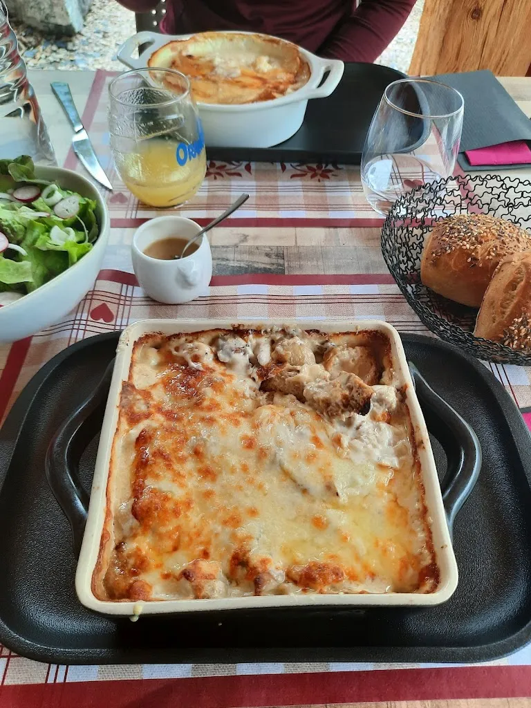 Craig Buzzard_Le Clos Savoyard_Chapelle-d'Abondance_review