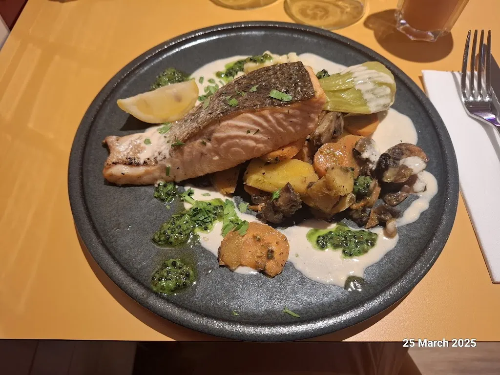 Jorge Marques_La Côte & l'Arête Brest_Brest_review