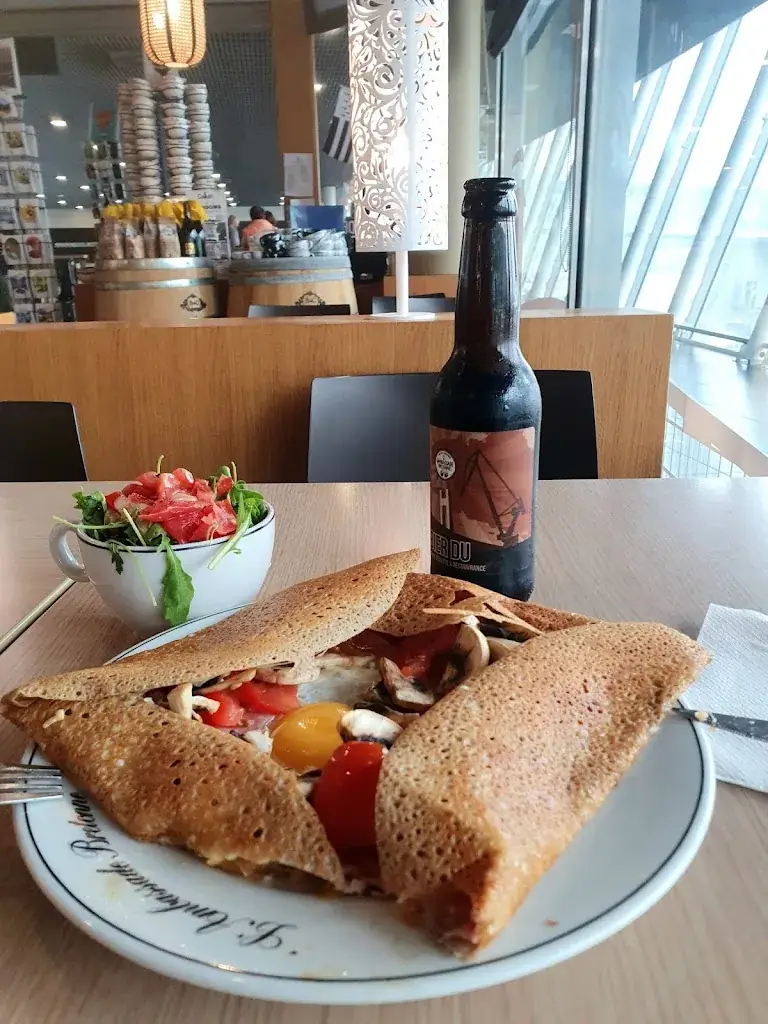 L'Ambassade Bretonne Aéroport_Guipavas_slider_image_2