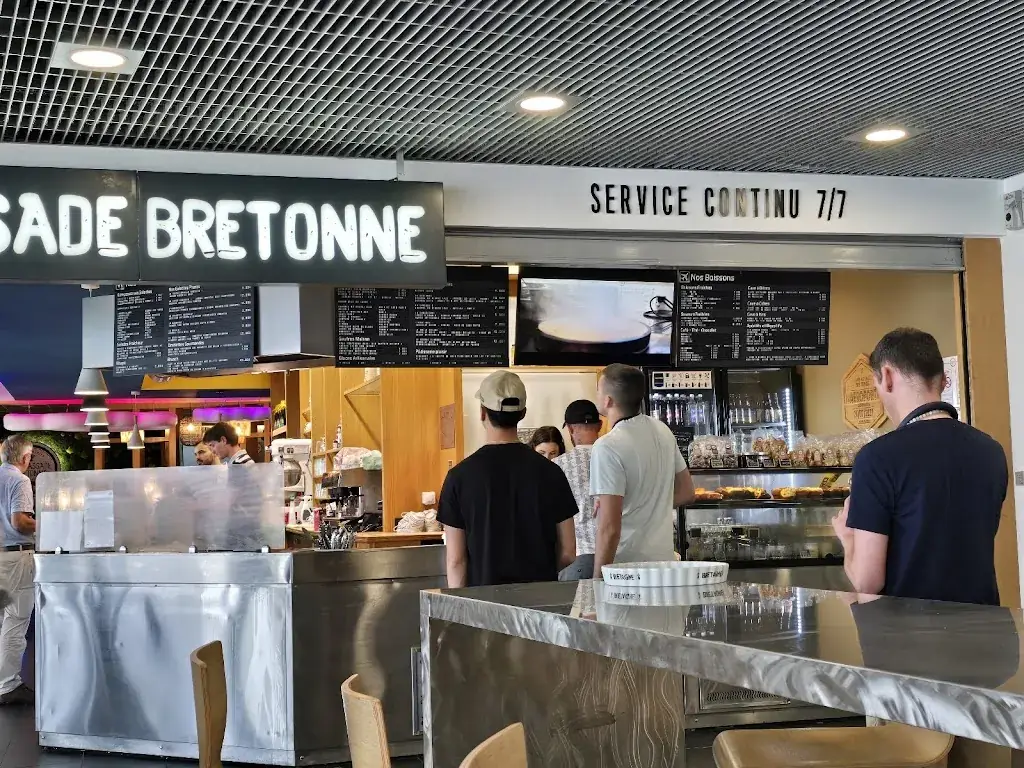 L'Ambassade Bretonne Aéroport_Guipavas_slider_image_3