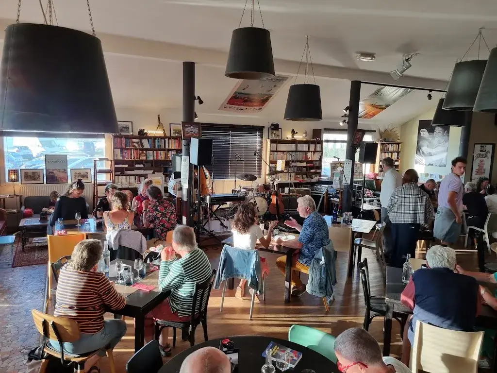 Matthieu Page_Le Chenal_Porspoder_review