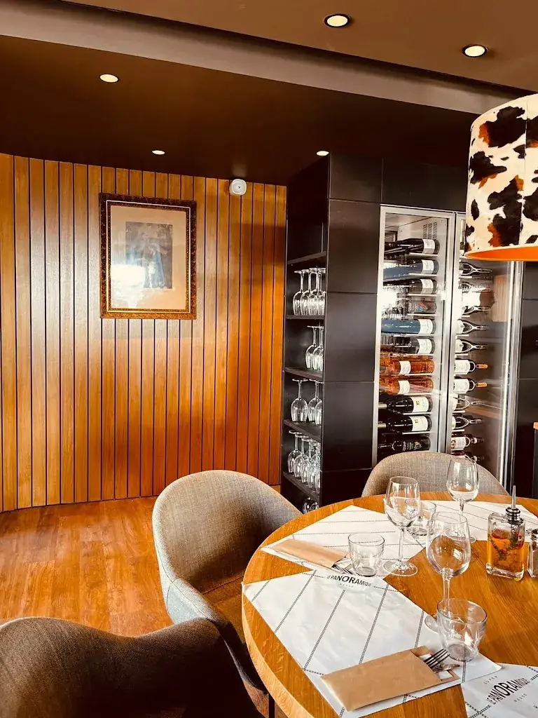 Restaurant Le Panoramique_Besse-et-Saint-Anastaise_slider_image_1