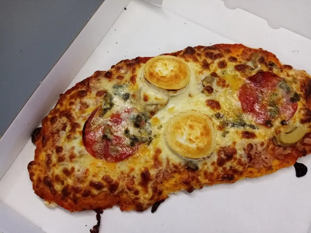 Menu_Pizzeria, Burgers, Frites, BBQ,Lasagnes, Boissons, Restaurant, A emporter, Pierre et Laëtitia Parks Finistère_Lanmeur_image_4