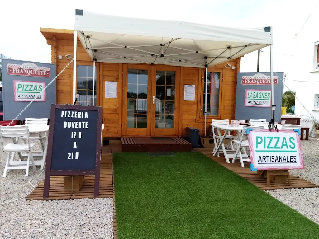 Pizzeria, Burgers, Frites, BBQ,Lasagnes, Boissons, Restaurant, A emporter, Pierre et Laëtitia Parks Finistère_Lanmeur_slider_image_1