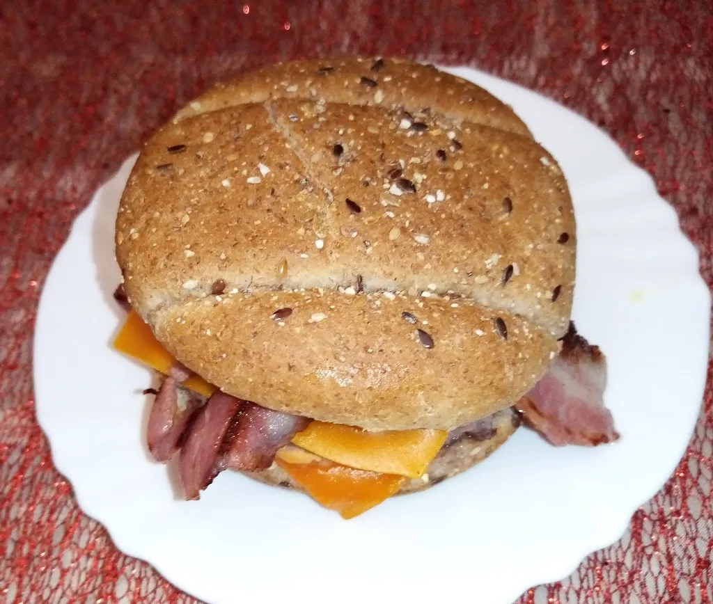 Pizzeria, Burgers, Frites, BBQ,Lasagnes, Boissons, Restaurant, A emporter, Pierre et Laëtitia Parks Finistère_Lanmeur_slider_image_3