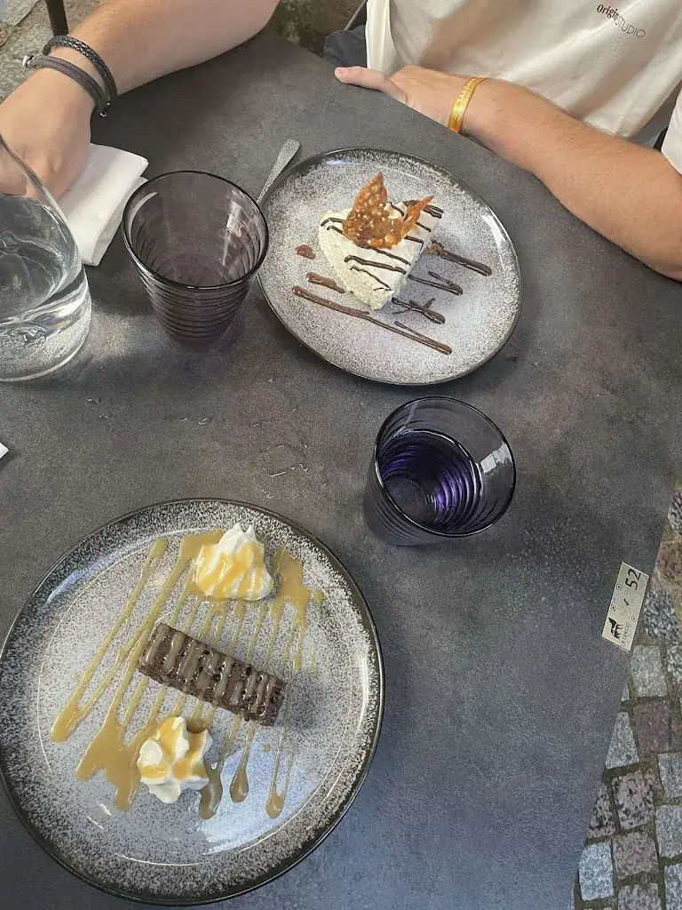 Valentin Pruvot_La Tanière des loups_Besse-et-Saint-Anastaise_review