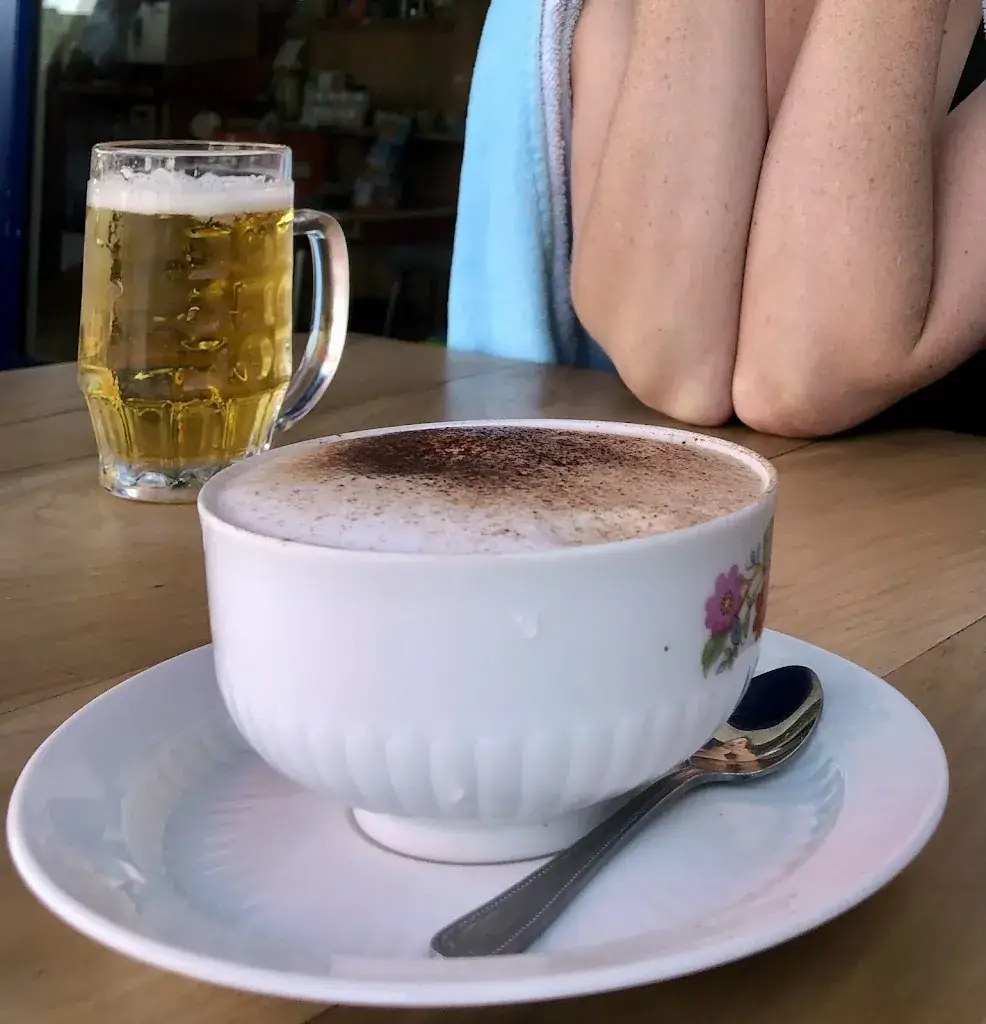 Moana Moana_Les yeux dans l'eau_Crozon_review