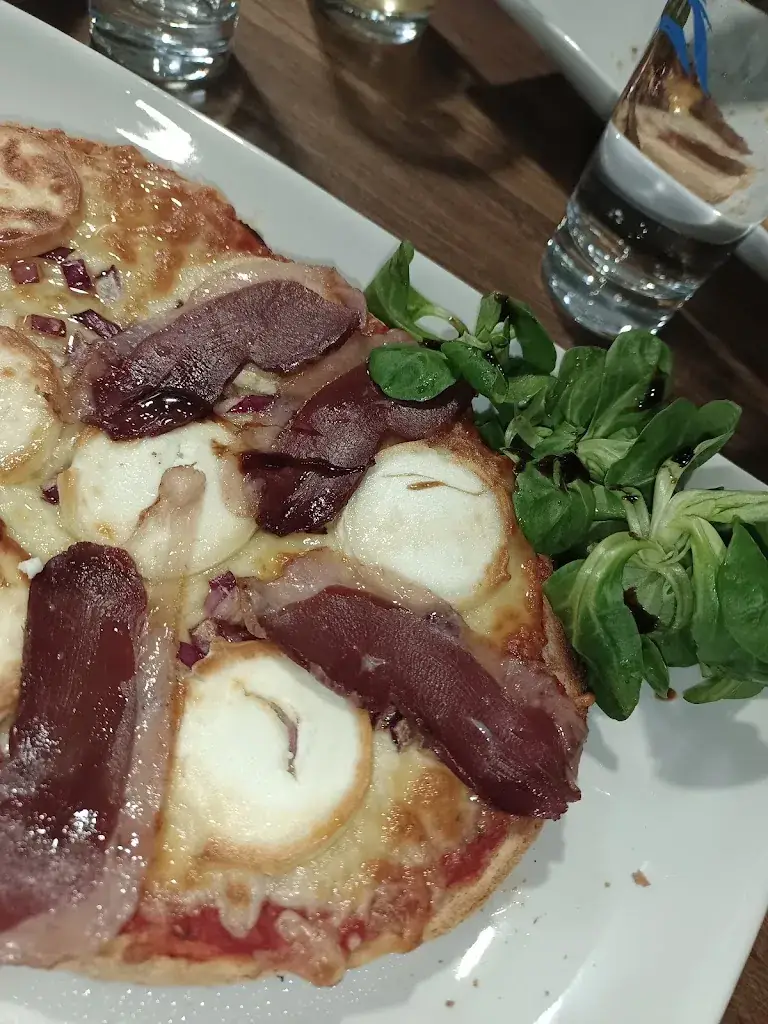 Virginie Lilimathys_Route 29_Landivisiau_review