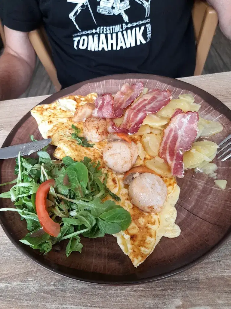 Gerard Huon_An Teuzar_Landivisiau_review