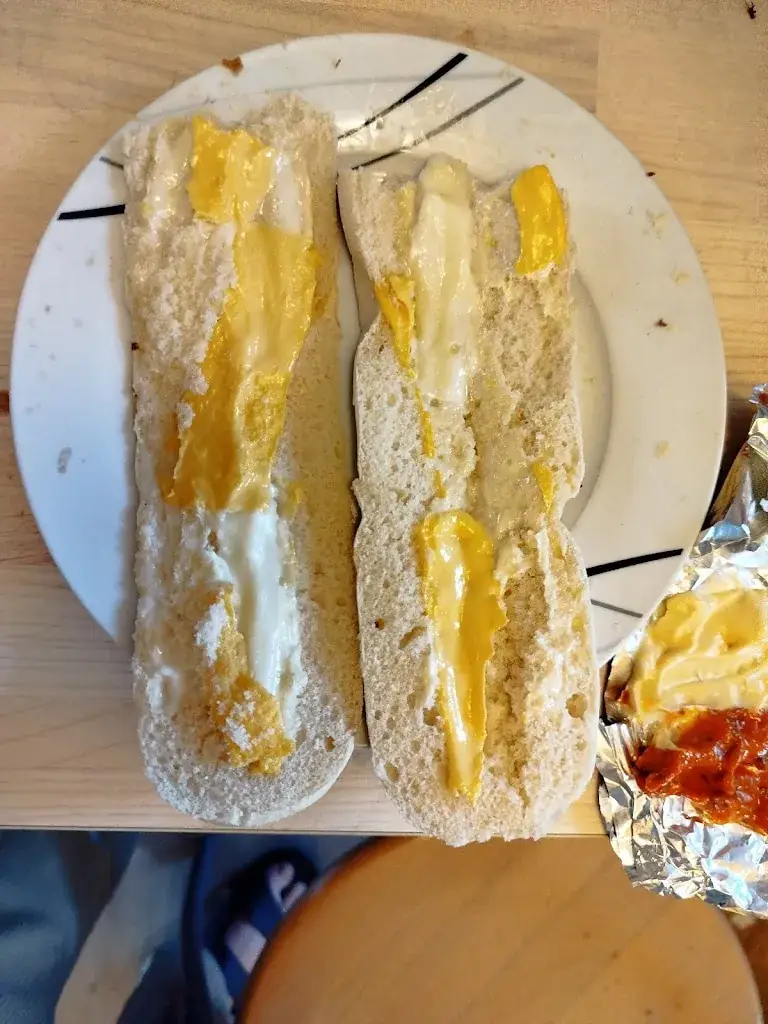 Julie Baron_La Ruche Kebab Landivisiau_Landivisiau_review