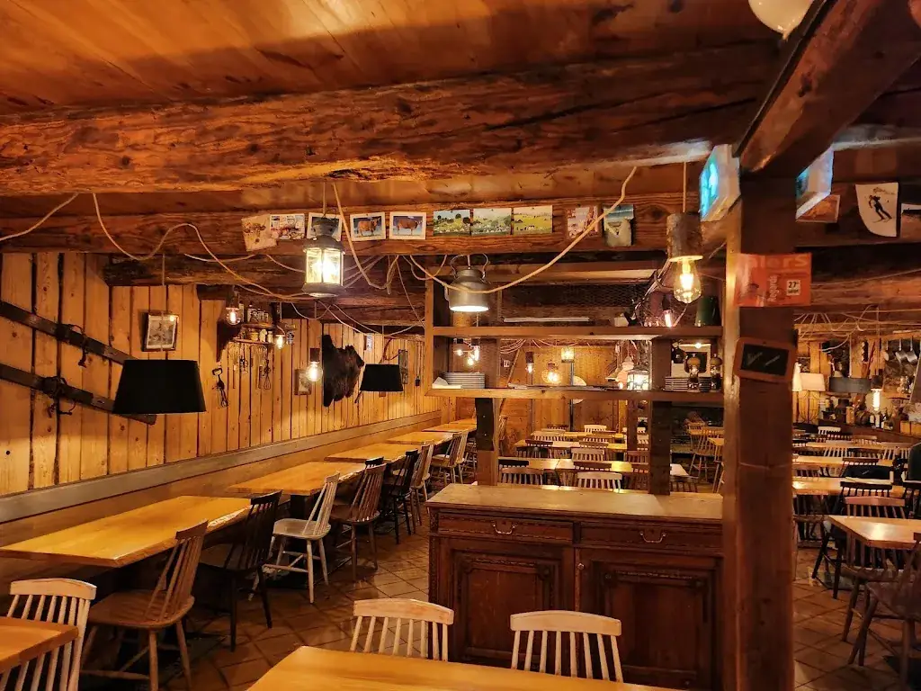 Restaurant la Bergerie Super Besse_Besse-et-Saint-Anastaise_slider_image_1