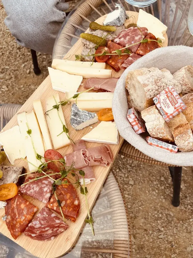 Julie 33_Au bistrot des grèves_Langueux_review