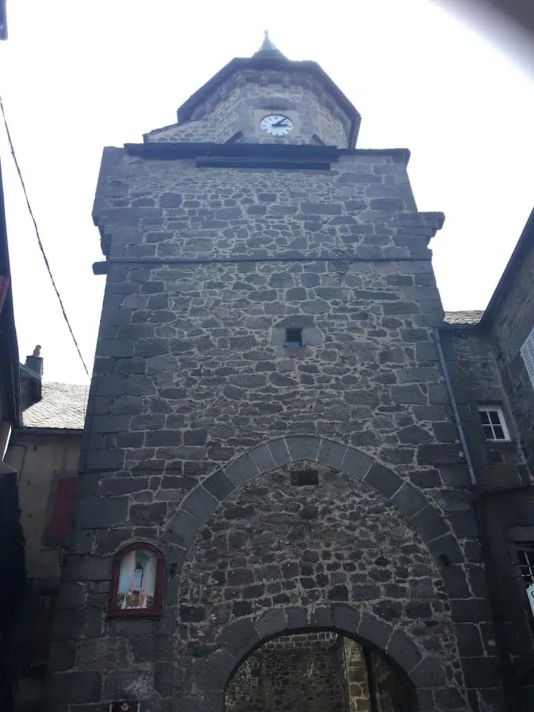 Jana Baidalina_Le Bessoi_Besse-et-Saint-Anastaise_review