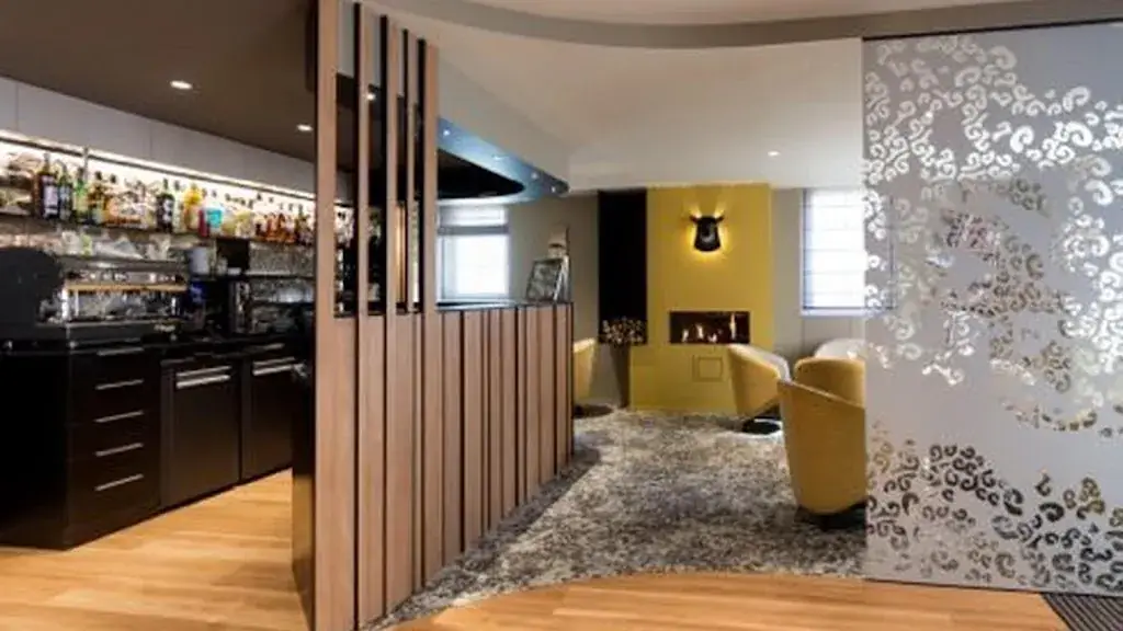 Restaurant La Vieille Braise SARL_Lanvallay_slider_image_1