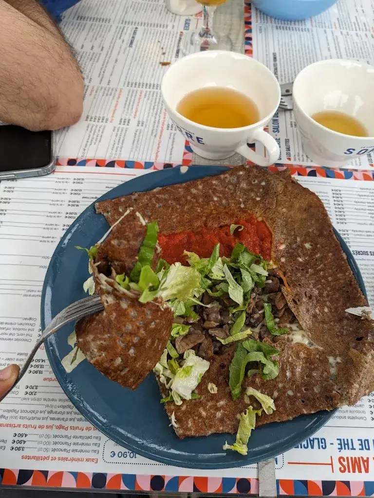 Ari Habeeb_Crêperie Entre Amis_Lanvallay_review