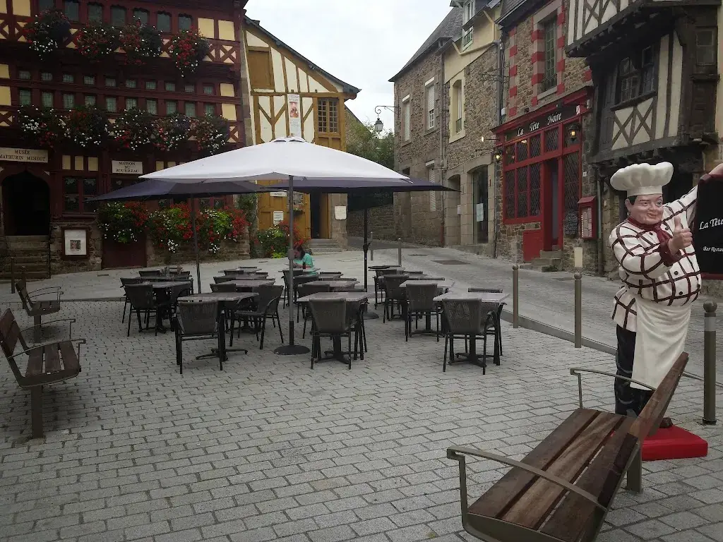 Restaurant La Tete Noire Restaurant in Lamballe-Armor