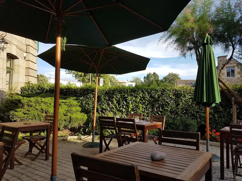 Le Prieuré Restaurant in Lamballe-Armor