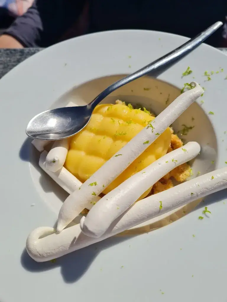 Sophie Chambrier_Le Bessard Brasserie_Besse-et-Saint-Anastaise_review