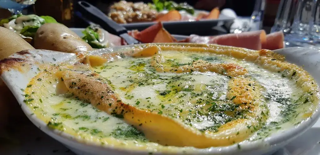 Le Bessard Brasserie_Besse-et-Saint-Anastaise_slider_image_2