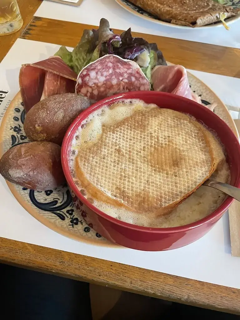 Tom Cooze_Le chalet_Besse-et-Saint-Anastaise_recensione