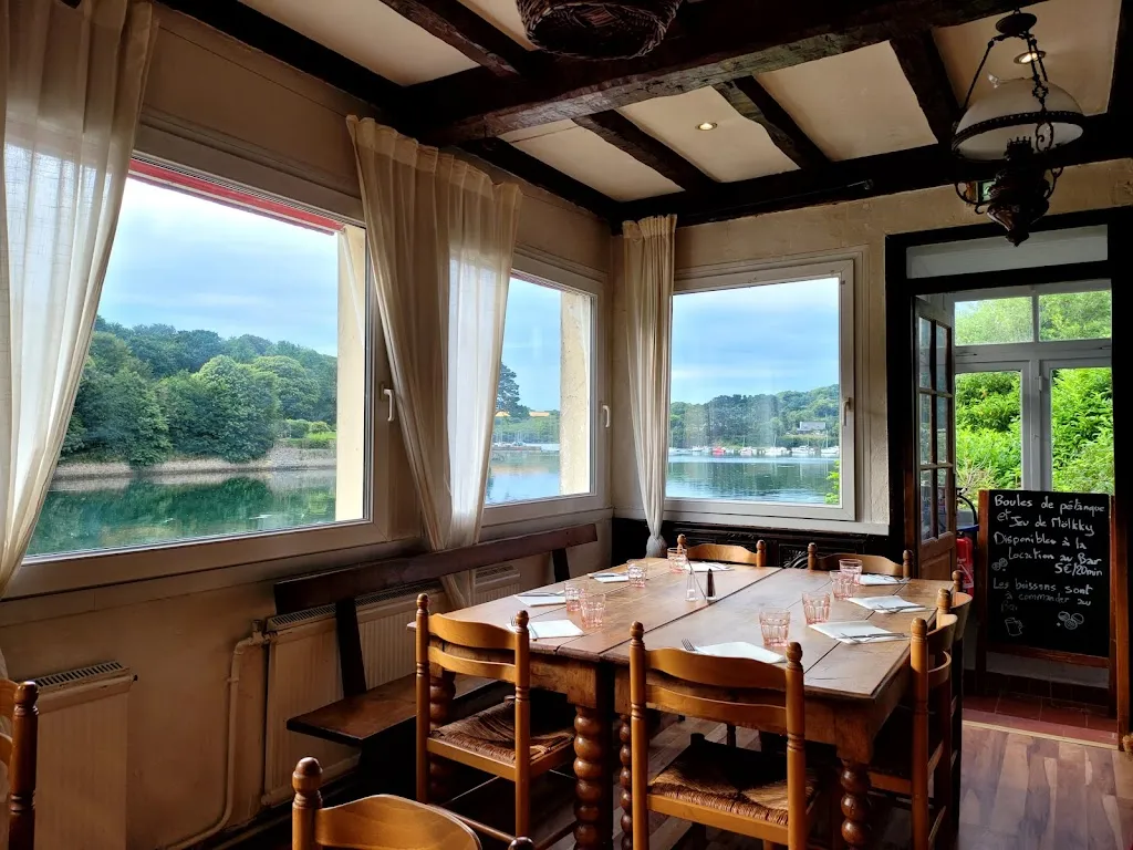 Casper Koster_Crêperie, Pizzeria, Burgers du Pont de Paluden_Lannilis_review