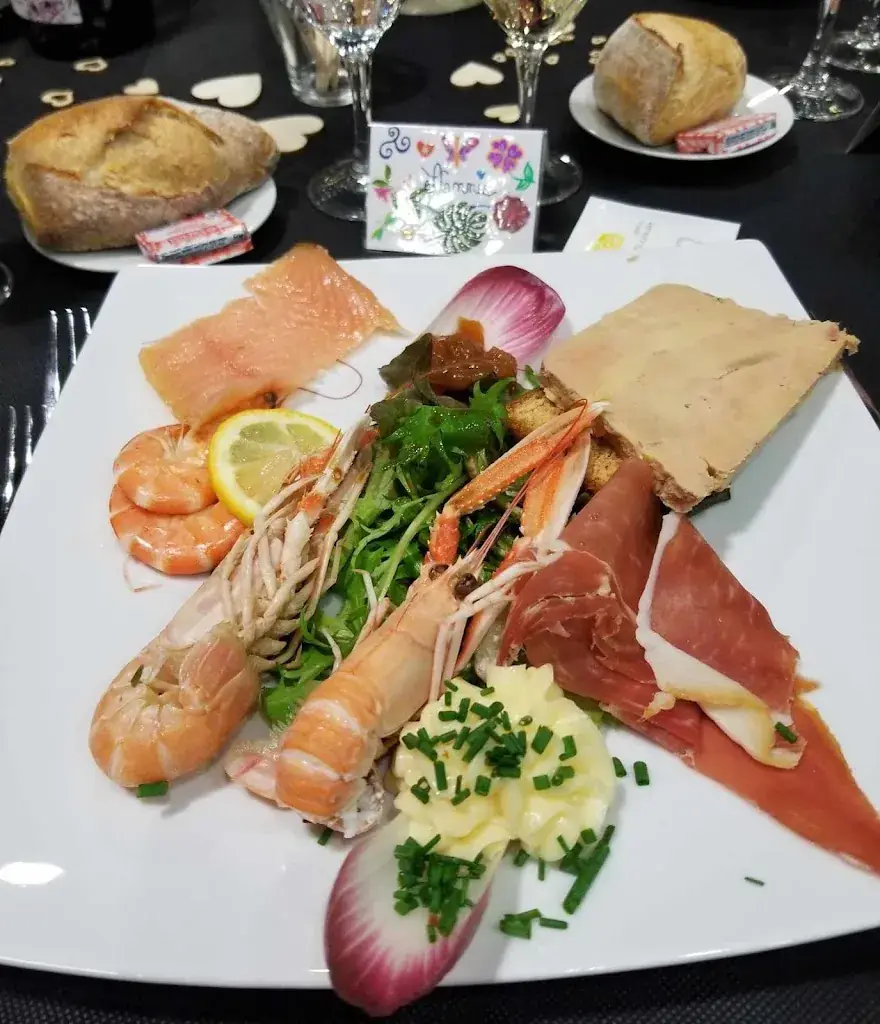 Veronique LE GALL_Maison Chapelain_Drennec_review