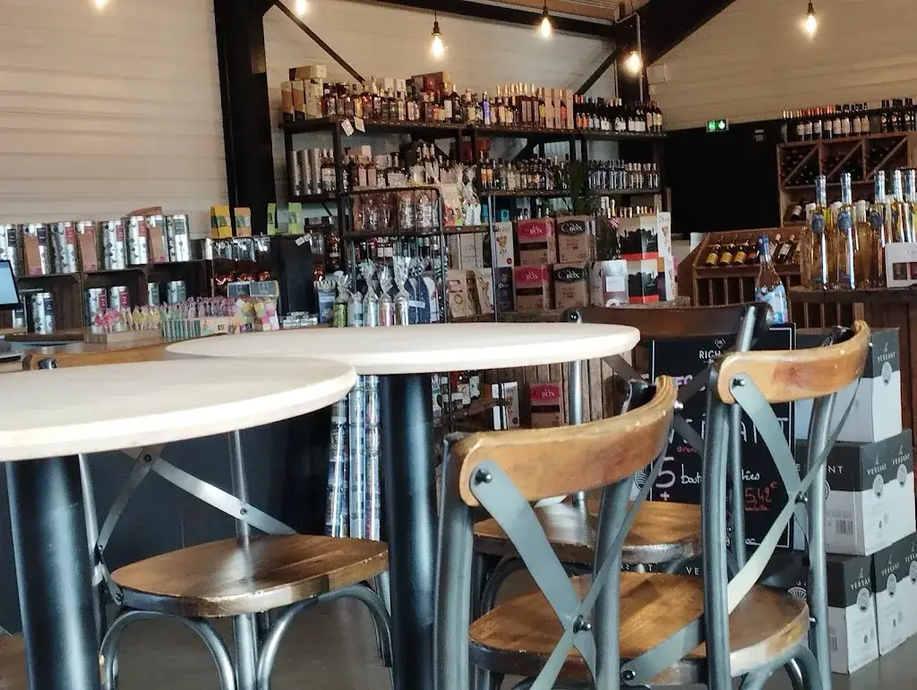 antonio agra_Les Ptits Bouchons_Lanvollon_review