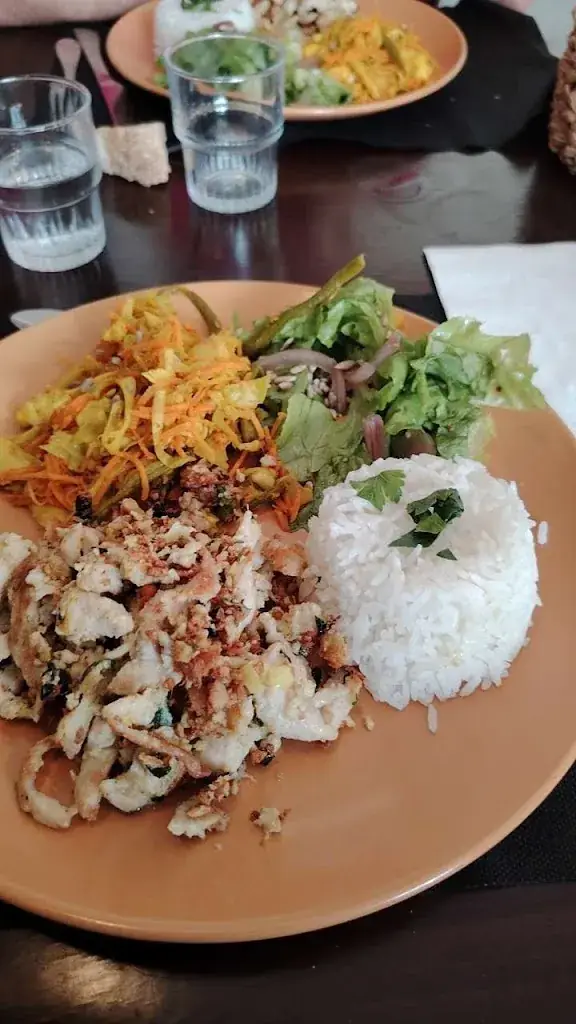 Sarah Sébastien Teillon_Le Grand Manger_Faouët_review