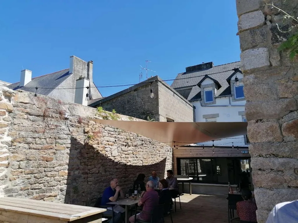 Christine Martin_Le Thon Qui Rit_Faouët_review