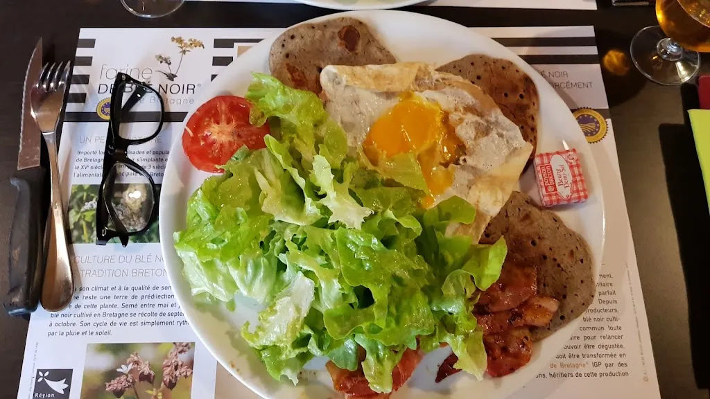 Stephen Dodd_Crêperie La Sarrasine_Faouët_review