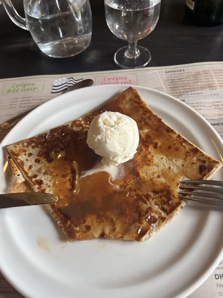 Peggy et Sylvain_Crêperie La Sarrasine_Faouët_review