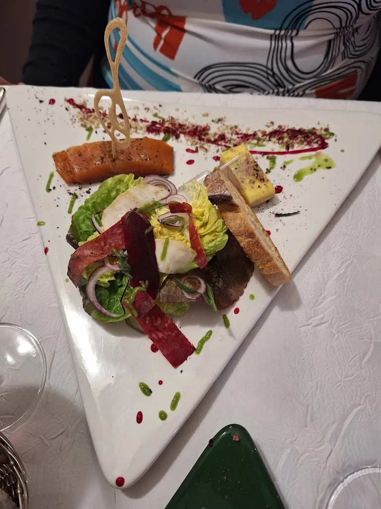 Menü_Hostellerie du Beffroy_Besse-et-Saint-Anastaise_Bild_7