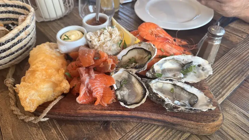 Taverne de Kermorvan_Conquet_slider_image_3