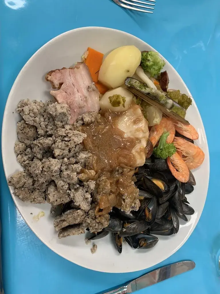 Anna J_Le Hangar du Pecheur_Conquet_recensione