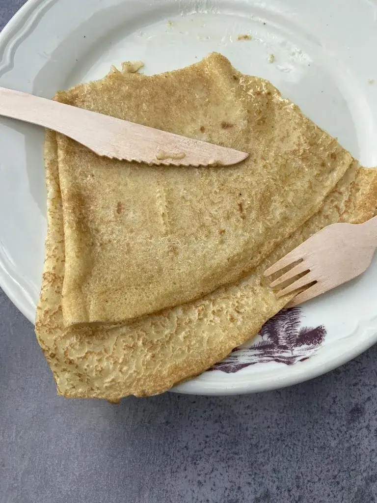 Celia Falcón_Hôtel-Restaurant Le Lac Pavin_Besse-et-Saint-Anastaise_review