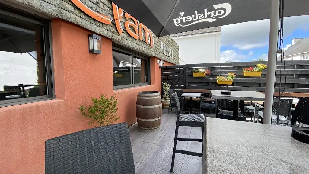 Pierre Chatelot_Le Clam_Bono_review