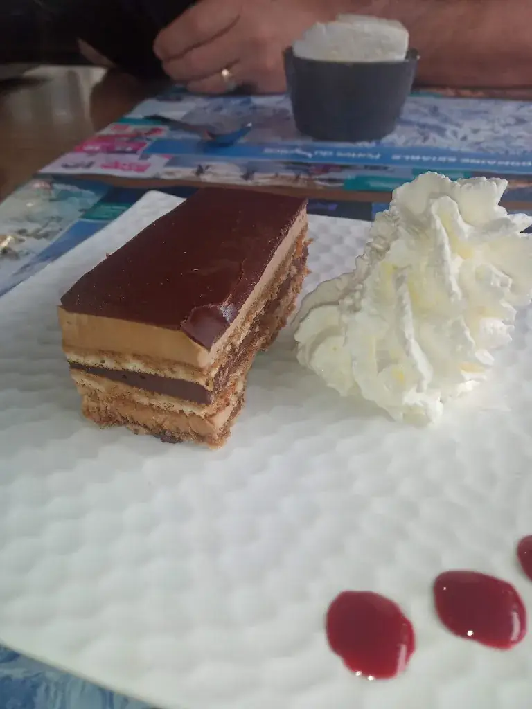 Jane Allsop_Le Mont Jorat_Abondance_review