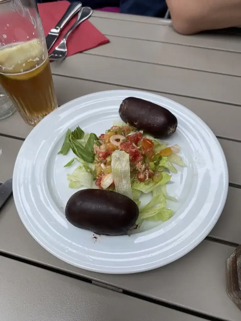 Edouard Ctl_Le minihic_Saint-Malo_review