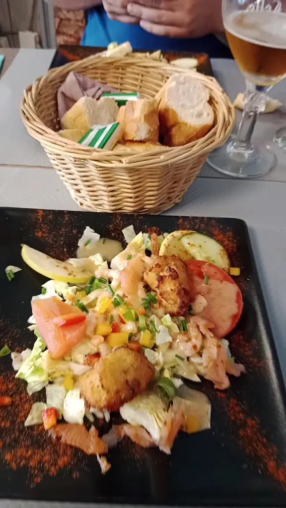 Le verre et l 'assiette_Quintin_slider_image_2