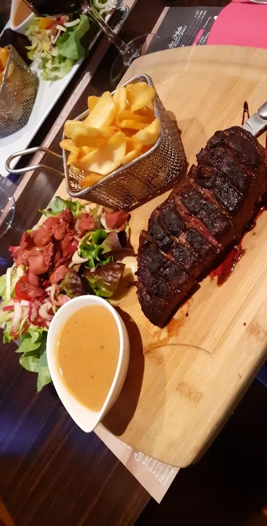 Grace B_Ar Kastell_Quintin_review