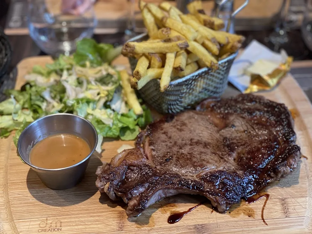 Ar Kastell_Quintin_slider_image_1