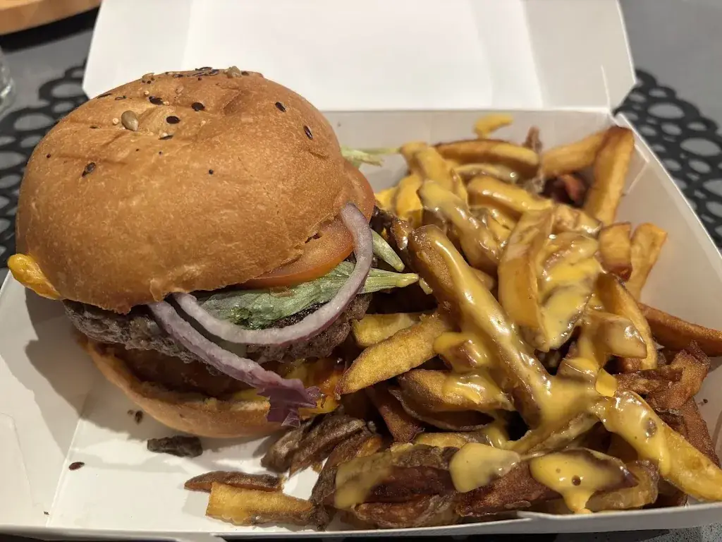 Au Kasdall Street Food_Quintin_slider_image_2