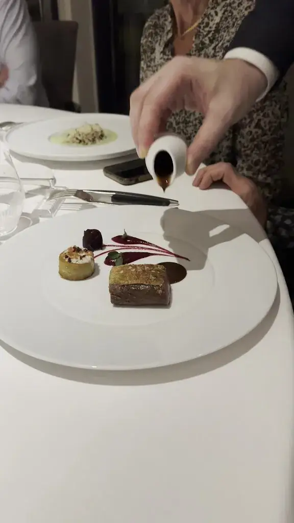 Restaurant LALIQUE @ Château Lafaurie Peyraguey_Bommes_slider_image_2