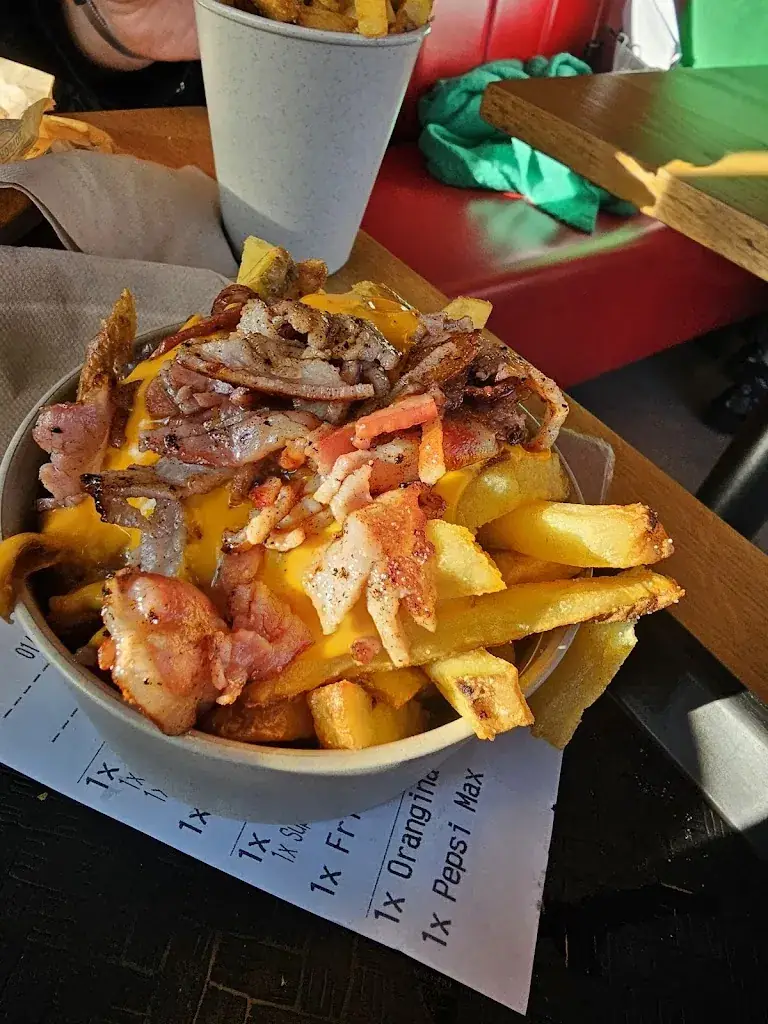 Padraig McGuire _Roadside | Burger Restaurant Fougères_Lécousse_review