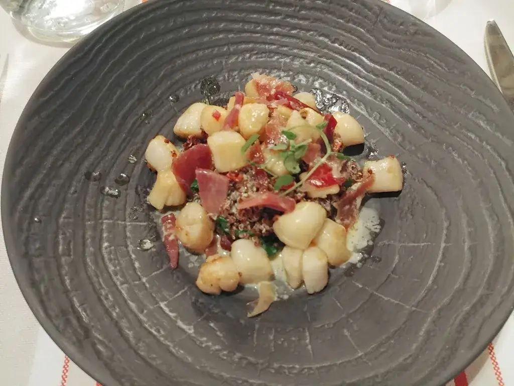 Brigitte Pourquier_Restaurant Au Coq En Pâte_Lesneven_review