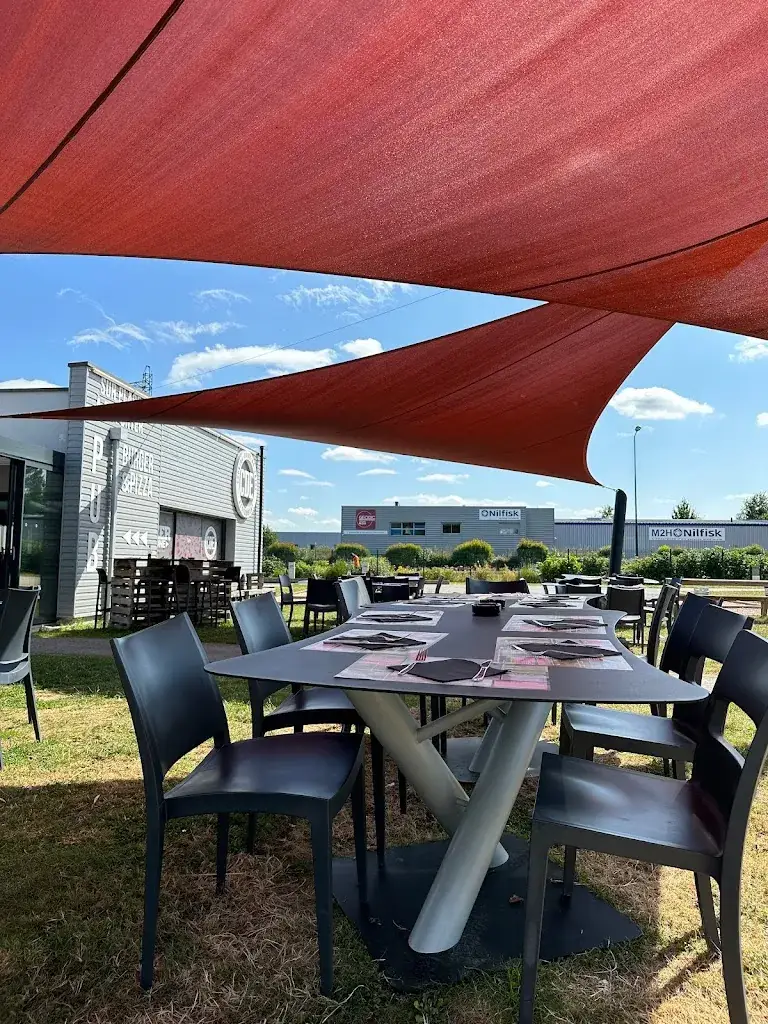 Cde Beer Zone_Rheu_slider_image_1