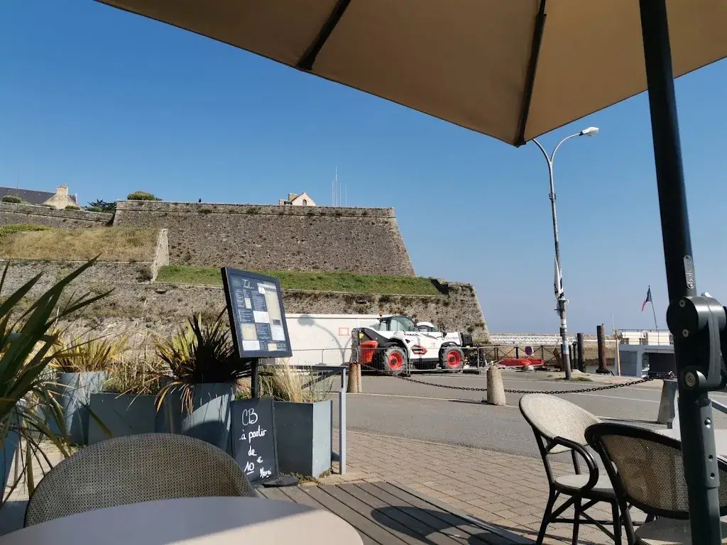 Chez Lucienne restaurant in Palais